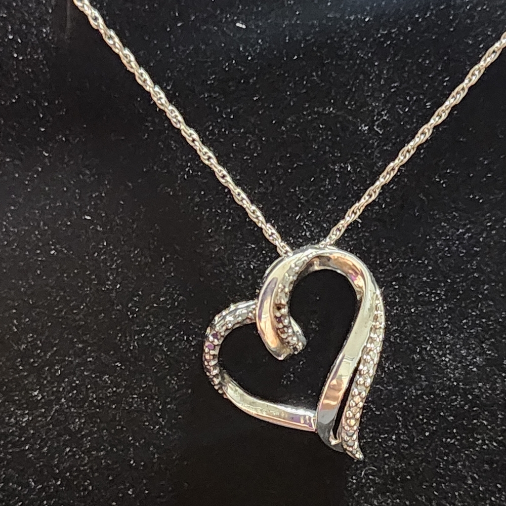 Heart Pendant Necklace